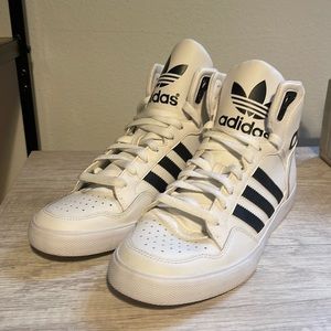 Adidas Womens US 10 black and white stripe high top sneakers